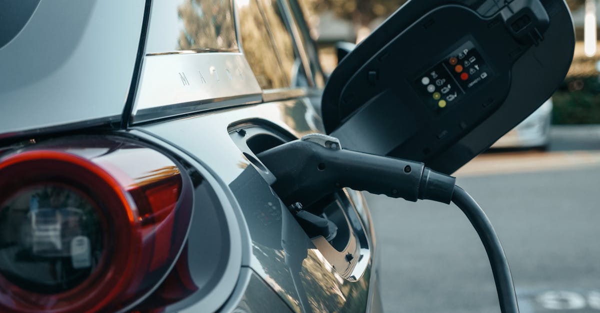 découvrez tout ce qu'il faut savoir sur les batteries : fonctionnement, types, entretien et conseils pour optimiser leur durée de vie. guide complet pour bien choisir sa batterie.