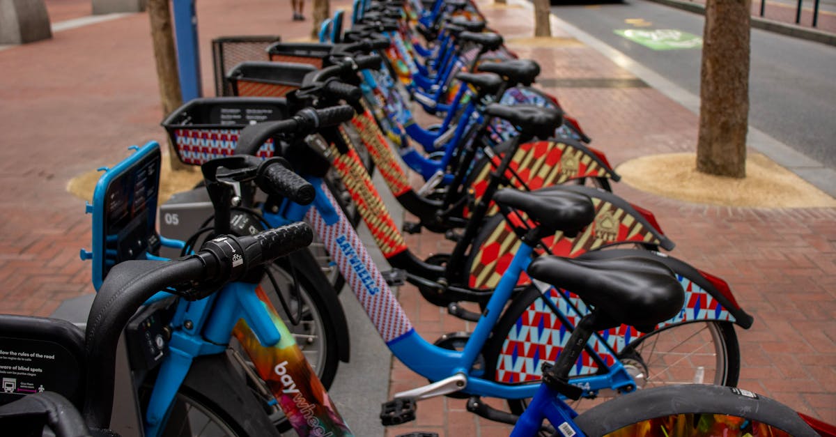 découvrez notre sélection de porte-vélos pratiques et sécurisés, idéals pour transporter vos vélos en toute simplicité lors de vos déplacements. parfaits pour voitures, camping-cars et plus encore.