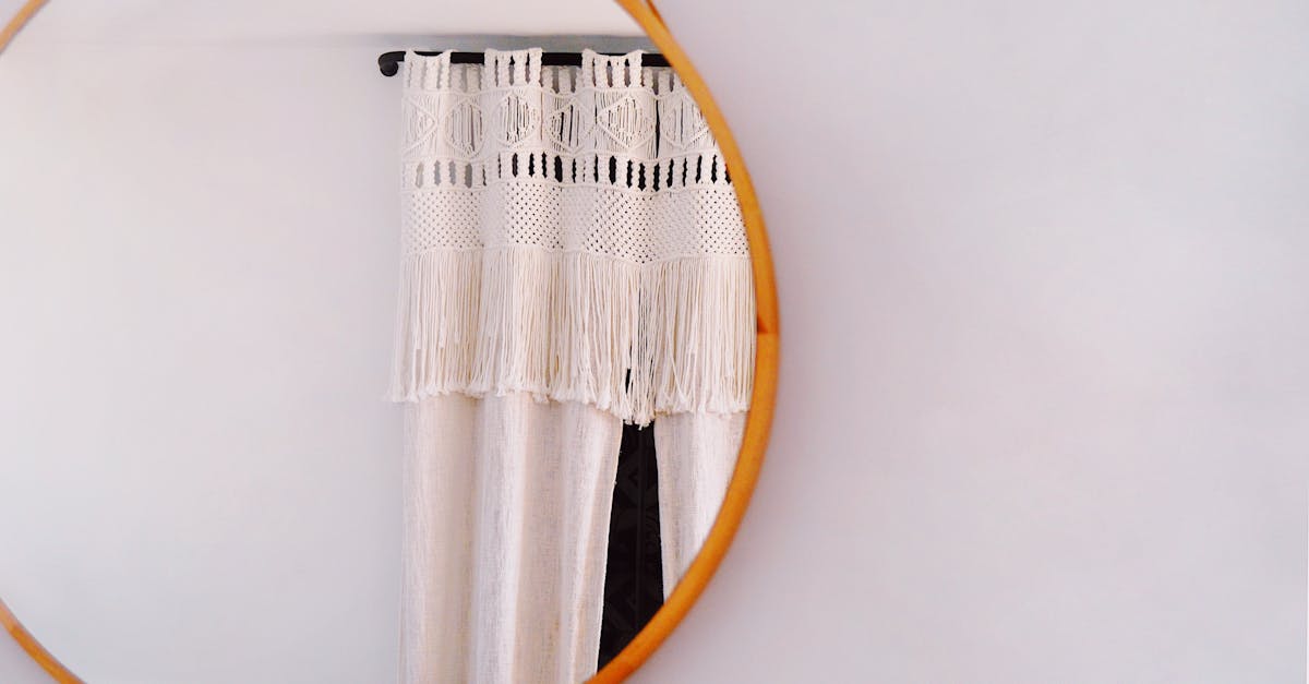 découvrez le style bohemian chic : une alliance de liberté, d’élégance et de créativité à travers des tenues décontractées, des accessoires ethniques et des matières naturelles pour une allure unique et tendance.