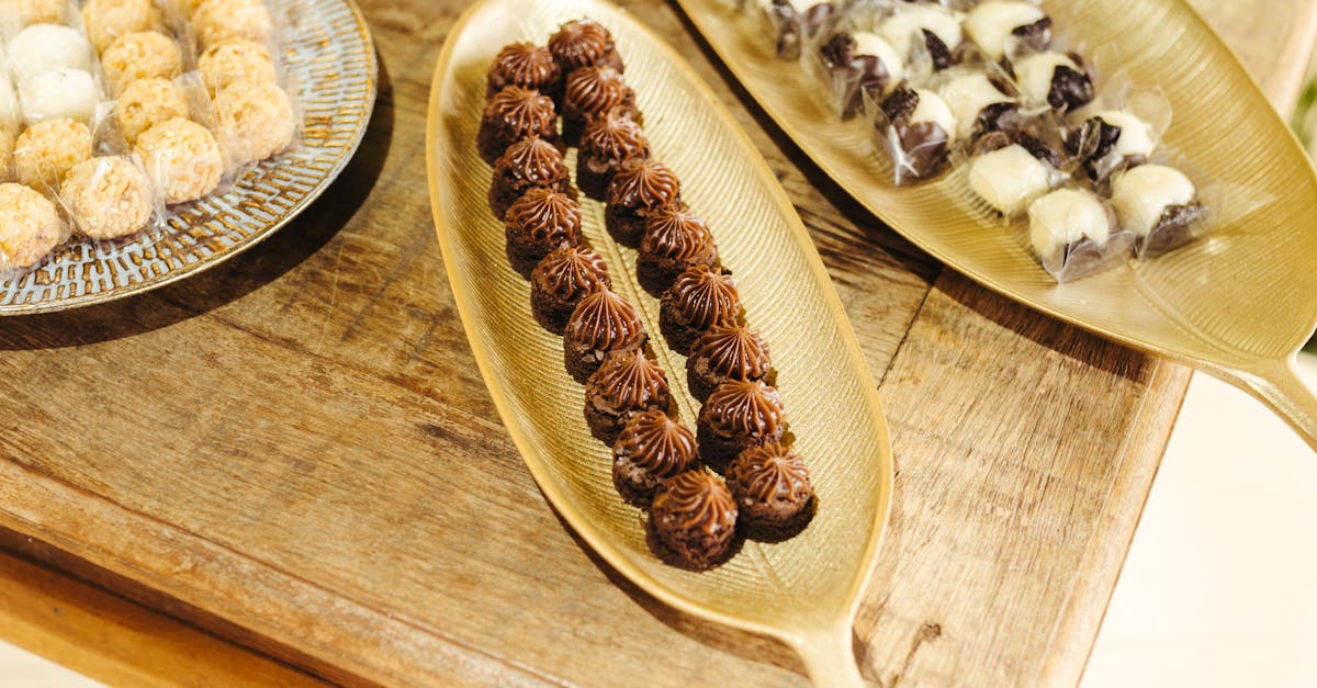 découvrez notre sélection gourmande de bonbons : des friandises classiques et originales pour petits et grands. faites-vous plaisir avec nos saveurs variées et de qualité !