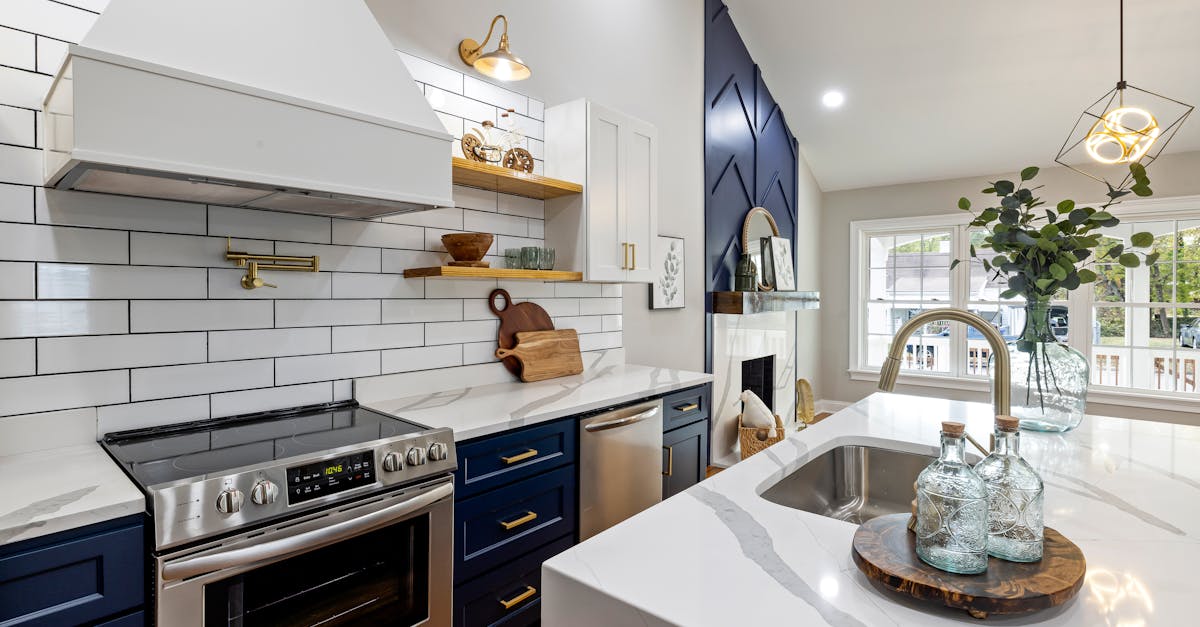 découvrez notre large sélection de carreaux en céramique, idéals pour tous vos projets de décoration intérieure ou extérieure. résistants, esthétiques et faciles à entretenir, nos carreaux s'adaptent à tous les styles et toutes les pièces.