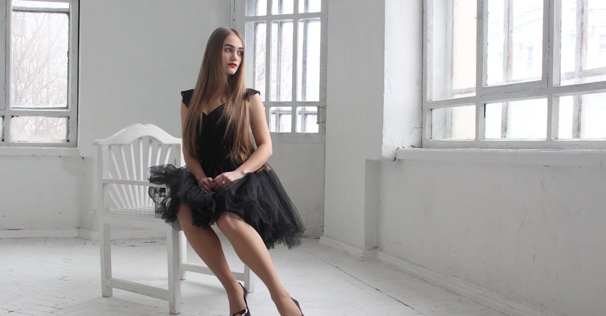découvrez notre sélection de robes tendance pour toutes les occasions. trouvez la robe parfaite, qu'il s'agisse d'une soirée élégante, d'une journée au bureau ou d'un événement spécial. styles variés, couleurs modernes et livraison rapide.