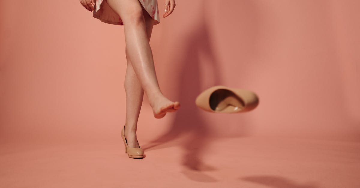 découvrez notre élégante robe rose poudré, parfaite pour toutes les occasions. alliant douceur et raffinement, cette robe met en valeur votre silhouette avec délicatesse. adoptez un style féminin et tendance avec notre sélection de robes dusty pink.