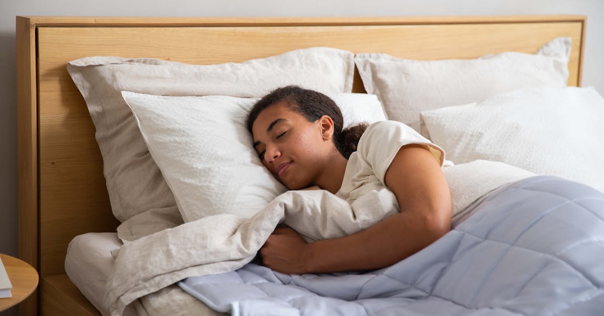 découvrez nos conseils pratiques pour choisir et entretenir une housse de couette afin d'améliorer votre confort et prolonger la durée de vie de votre literie.