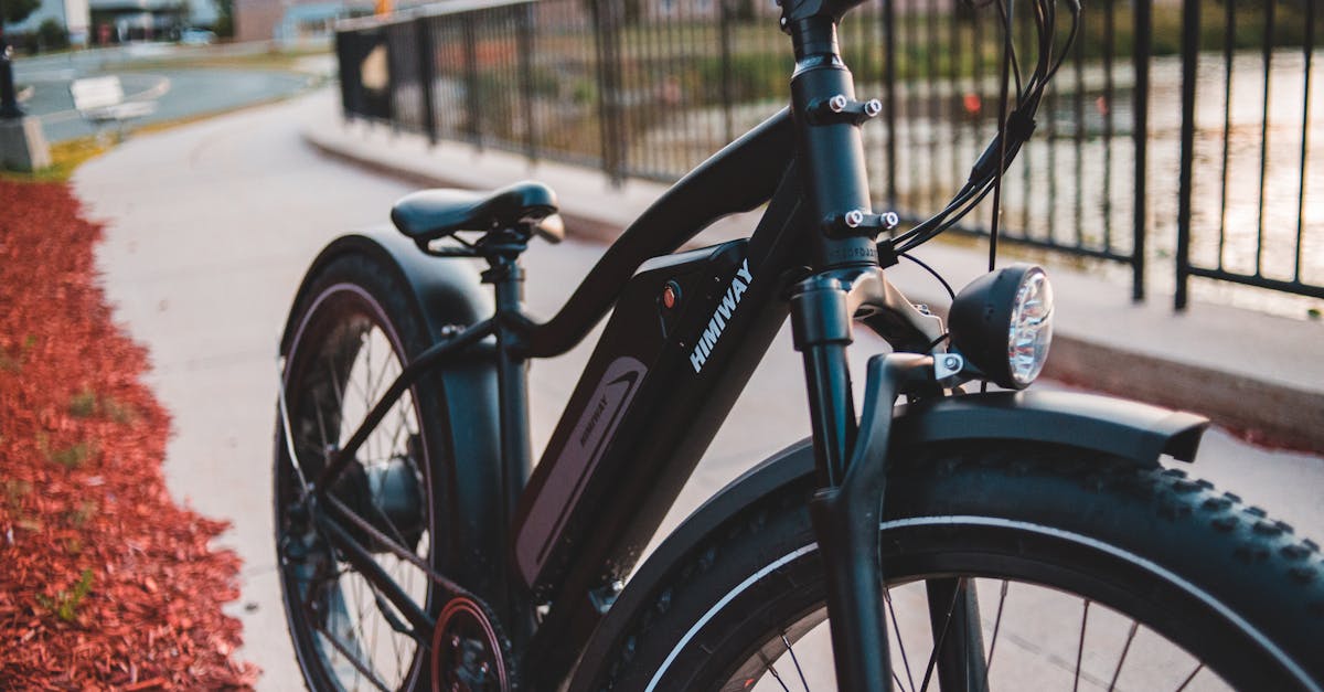 découvrez tout sur le vélo électrique : avantages, fonctionnement, conseils d'achat et guides pour bien choisir votre e-bike selon vos besoins et votre budget.