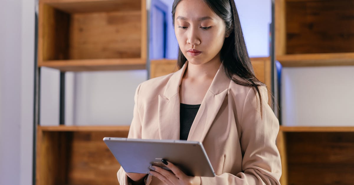 découvrez les principes clés de l'ergonomie pour améliorer le confort, la sécurité et la productivité au travail. conseils, bonnes pratiques et solutions pour optimiser vos espaces et outils quotidiens.
