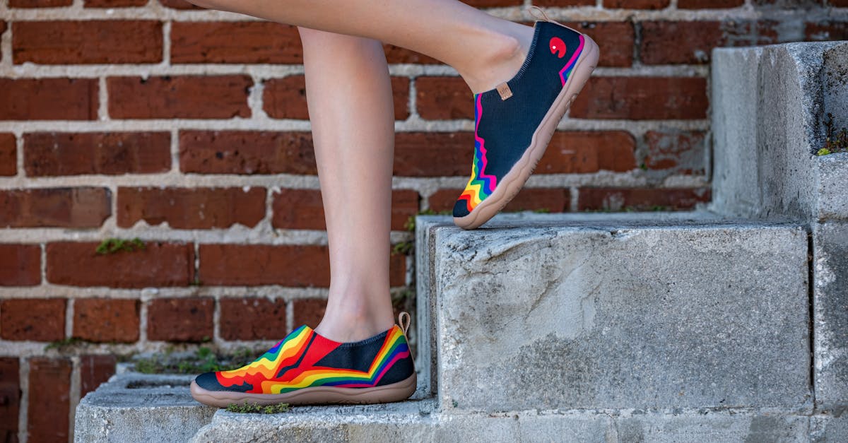 découvrez notre sélection de chaussures de football pour tous les niveaux : performance, confort et style sur les terrains. trouvez la paire idéale pour maximiser votre jeu !