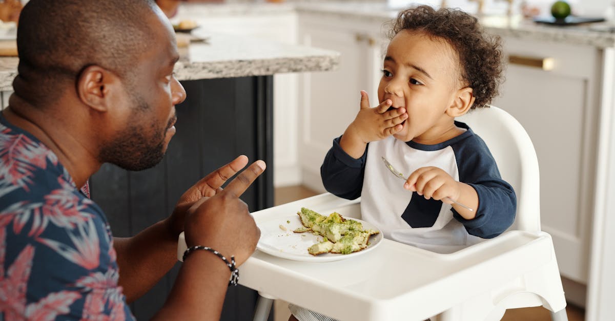 découvrez notre sélection de chaises hautes pour bébé, alliant sécurité, confort et design. parfaites pour accompagner les repas de votre enfant dès ses premiers mois. livraison rapide et conseils d’experts.