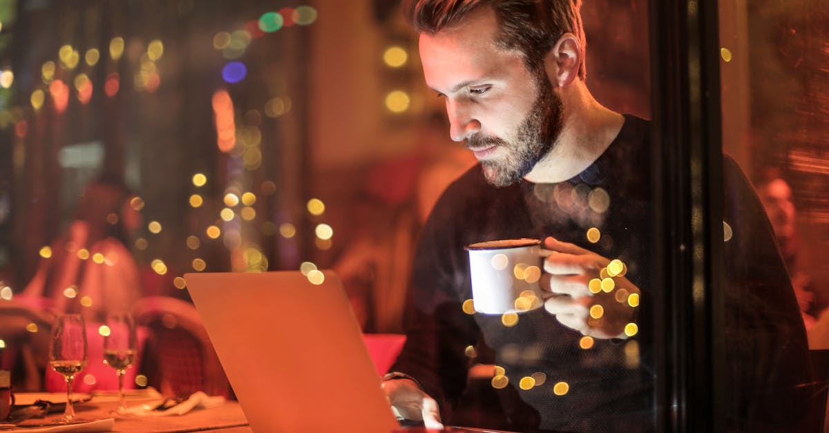 découvrez notre guide complet sur les laptops : conseils d’achat, comparatifs, astuces pour choisir le meilleur ordinateur portable adapté à vos besoins professionnels ou personnels.