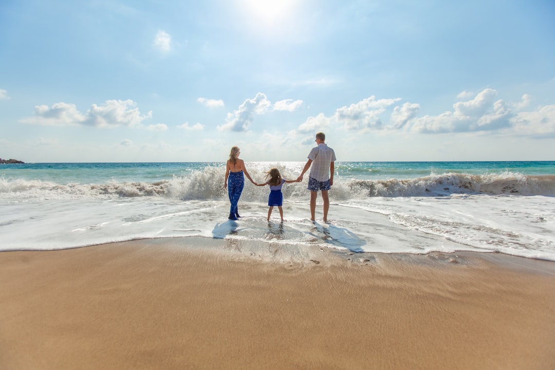 découvrez tout ce que vous devez savoir sur l'assurance vie : avantages, types de contrats, conseils pour choisir la meilleure couverture et protéger vos proches en toute sérénité.
