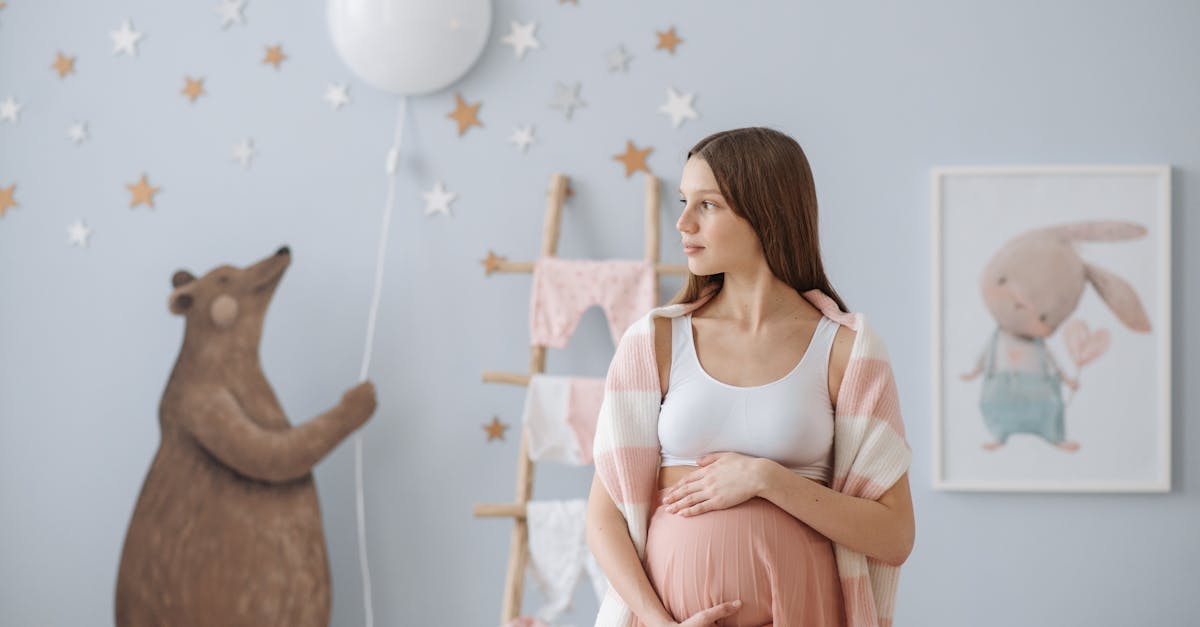découvrez notre collection de robes de maternité élégantes et confortables, parfaites pour accompagner chaque future maman durant la grossesse. commandez la vôtre et profitez d’un style moderne et d’un ajustement idéal.