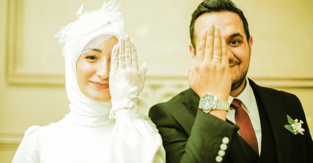 découvrez notre collection élégante de robes de mariage musulmanes, alliant tradition et modernité, pour un look raffiné et respectueux de vos valeurs le jour de votre cérémonie.