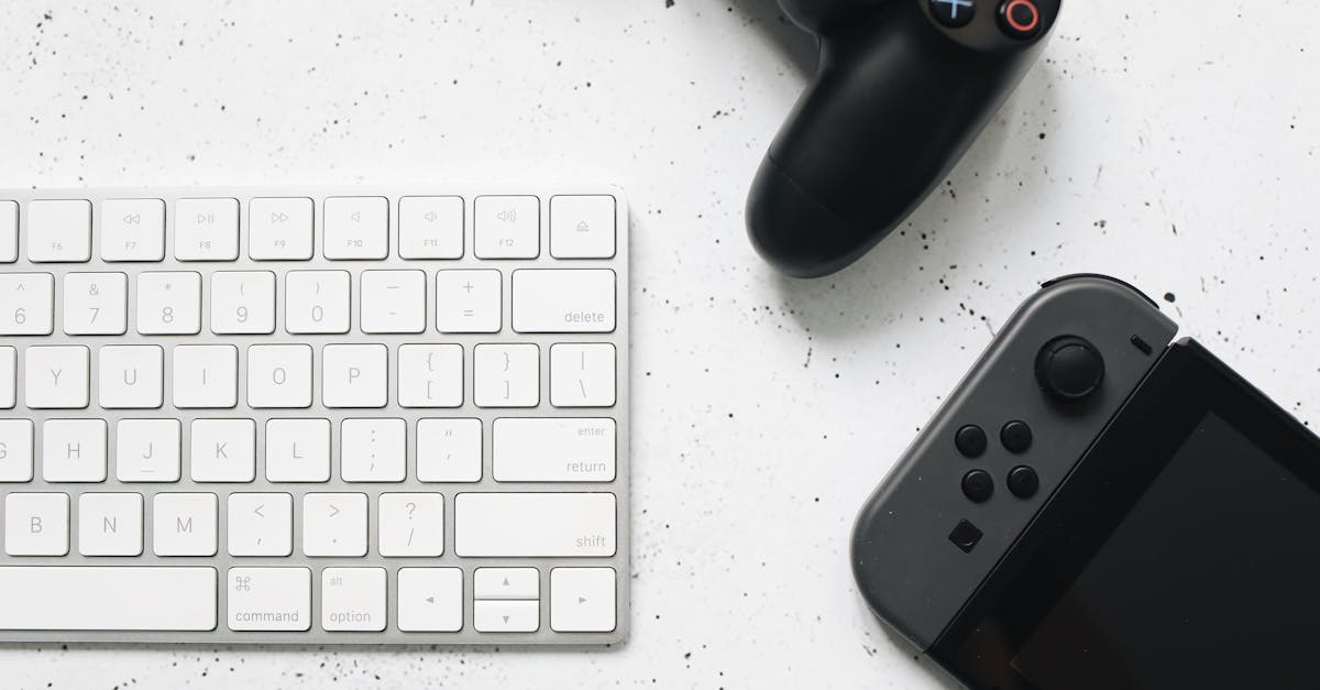 découvrez la nintendo switch, la console de jeu hybride innovante de nintendo. jouez où vous voulez, seul ou à plusieurs, grâce à sa polyvalence, son catalogue varié de jeux et une expérience unique en mode salon ou portable.