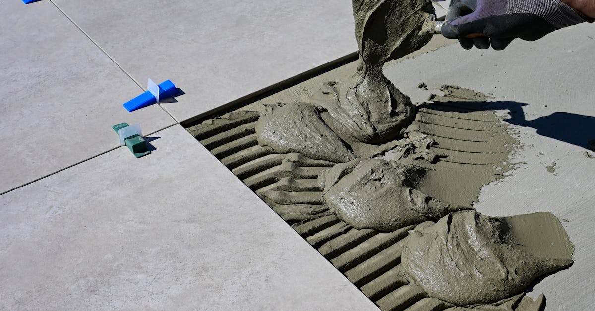 découvrez nos colles pour carrelage extérieur, idéales pour garantir une adhérence durable et résister aux intempéries. parfaites pour terrasses, balcons et espaces extérieurs.