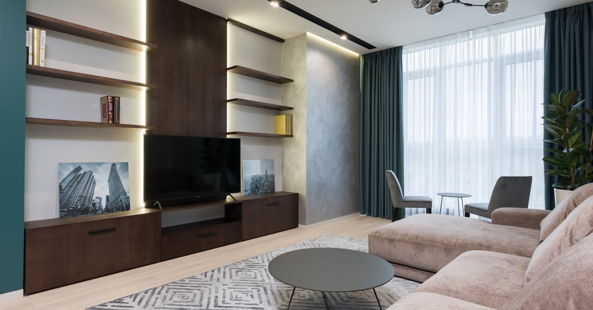 découvrez nos meubles tv rétractables, conçus pour optimiser votre espace tout en apportant une touche moderne à votre intérieur. pratiques et élégants, ils dissimulent parfaitement votre téléviseur lorsque vous ne l'utilisez pas.