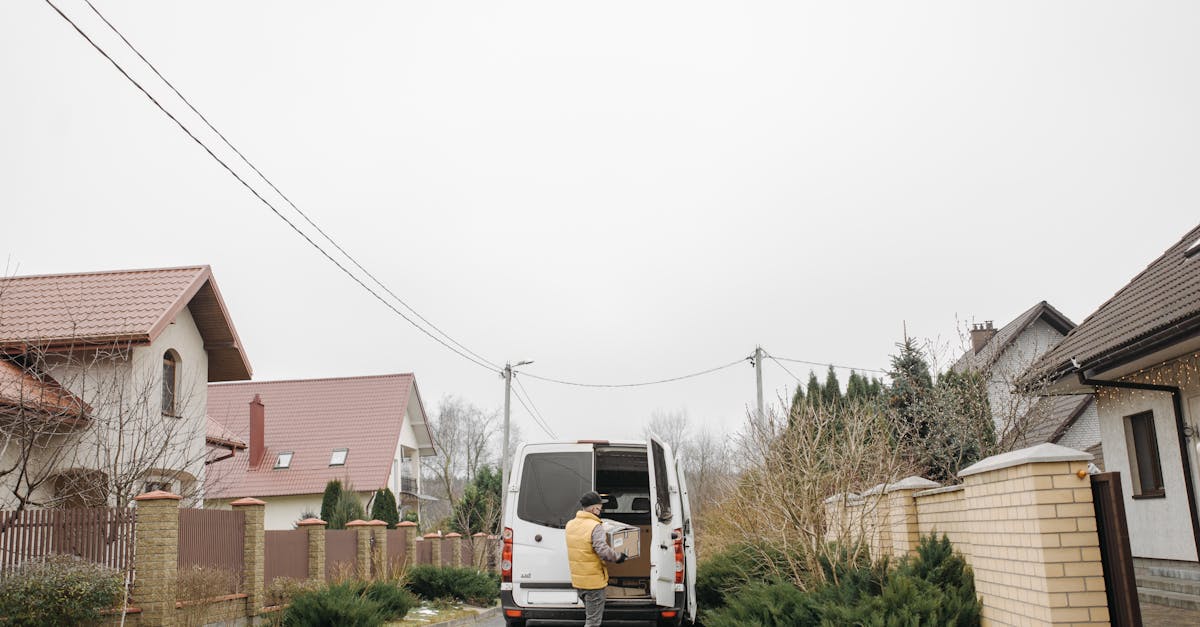 découvrez notre sélection de coffres de toit pratiques et robustes pour optimiser l’espace de votre véhicule lors de vos voyages. trouvez le modèle adapté à vos besoins et partez l’esprit tranquille.