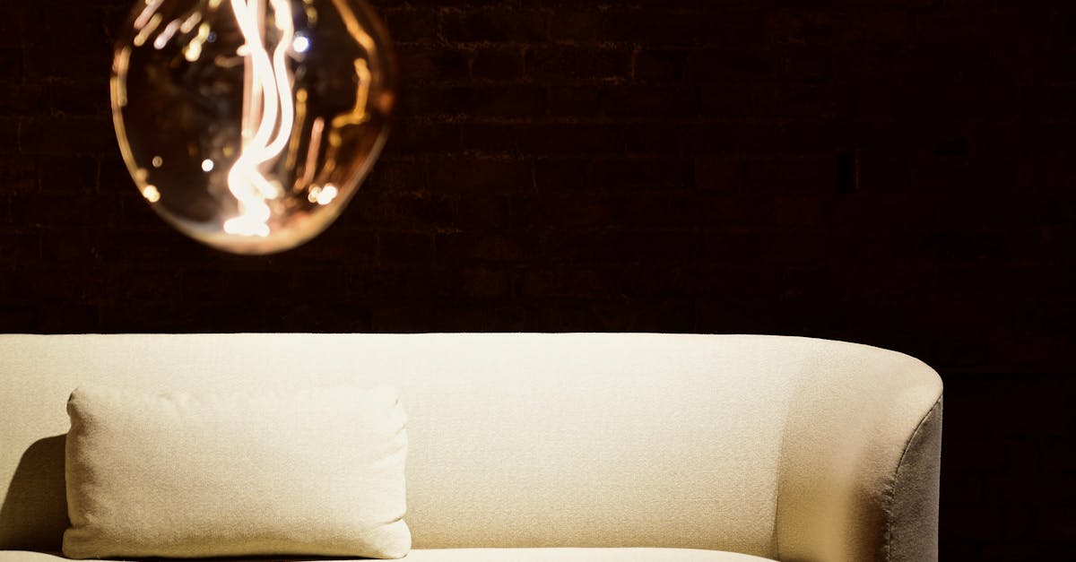 découvrez notre sélection de sofas confortables et élégants pour sublimer votre salon. trouvez le canapé idéal pour votre intérieur, disponible en plusieurs styles et couleurs, alliant qualité et design.