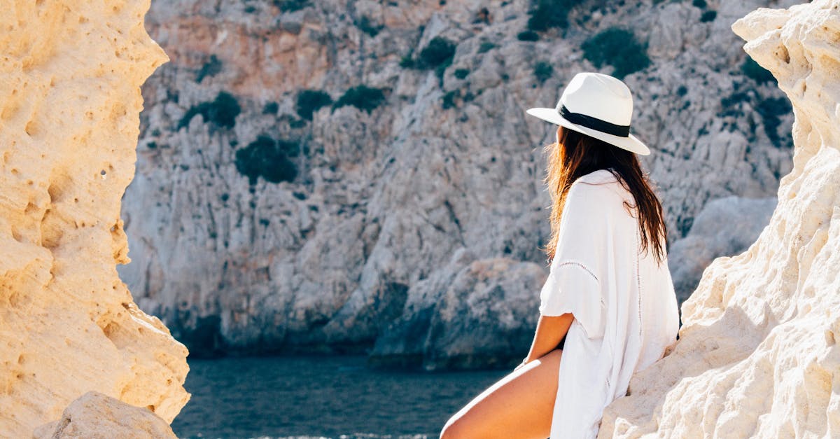 découvrez notre collection de robes d'été élégantes et légères, parfaites pour rester chic et confortable lors des journées ensoleillées. trouvez la robe idéale pour toutes vos occasions estivales !