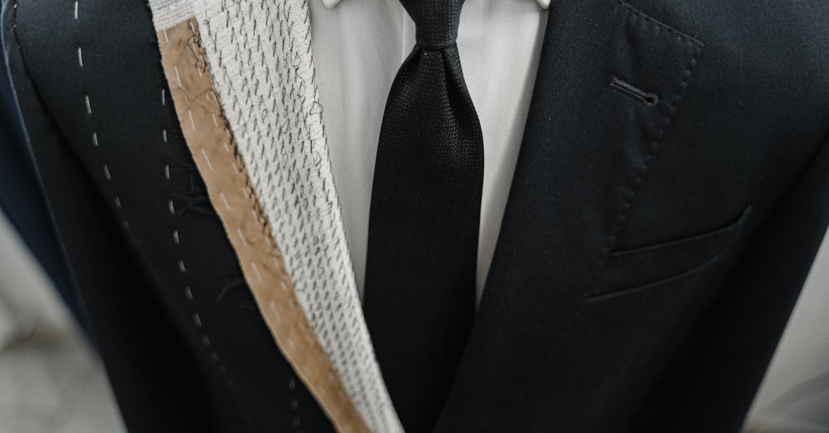 découvrez l’élégance sur-mesure avec nos robes personnalisées, confectionnées selon vos envies et mensurations. optez pour une robe unique qui sublime votre silhouette, idéale pour toutes les occasions.