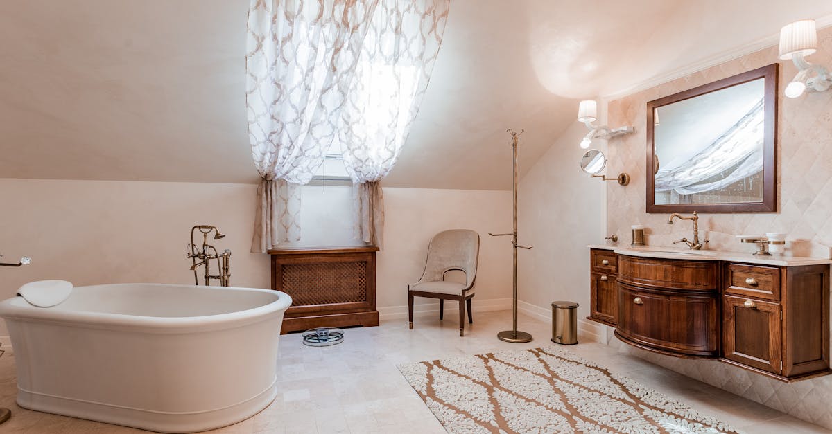 découvrez notre sélection de vanity chairs élégantes et confortables pour compléter votre espace maquillage. ajoutez une touche de style et de praticité à votre coiffeuse avec nos chaises raffinées.