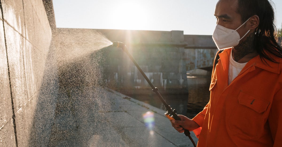 découvrez nos conseils pratiques pour l’entretien de votre chauffe-eau : prolongez sa durée de vie, améliorez ses performances et évitez les pannes grâce à un entretien régulier et efficace.