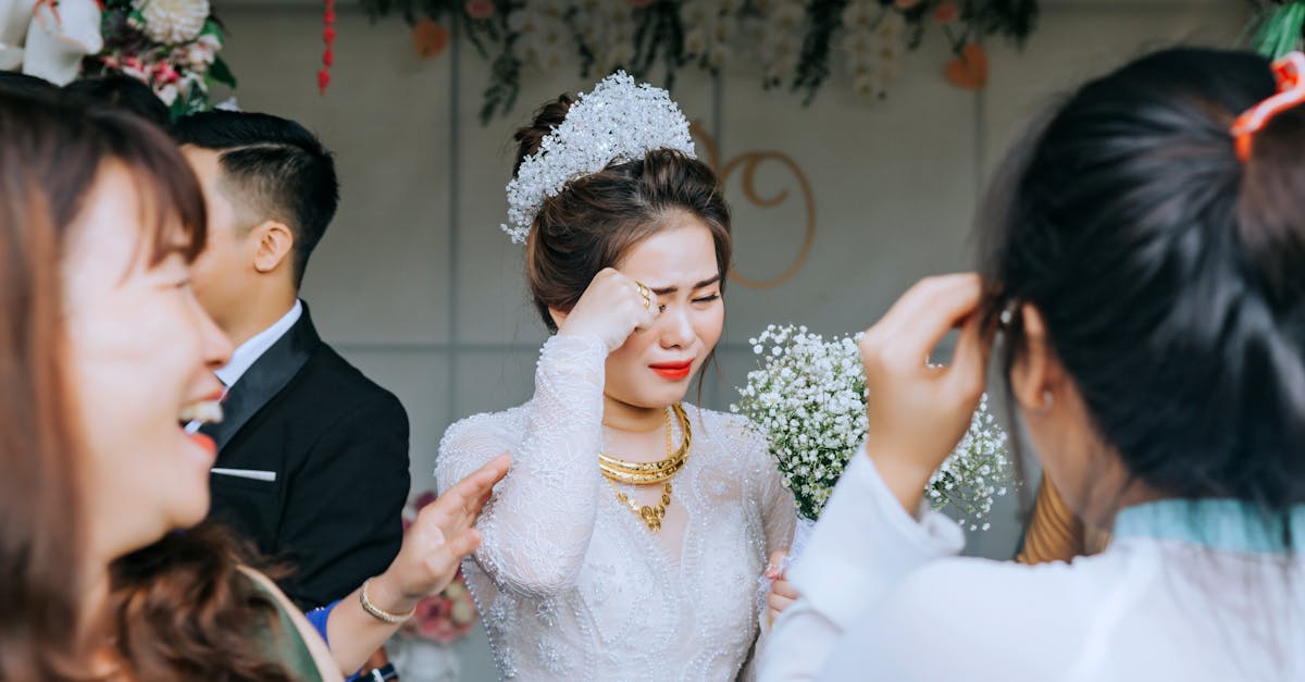découvrez notre sélection élégante de robes d'invité de mariage pour toutes les occasions. trouvez la tenue parfaite pour sublimer votre présence lors du grand jour.