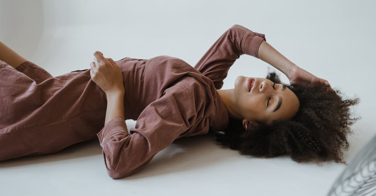 découvrez notre sélection de robes à manches longues zara, parfaites pour toutes les occasions. alliez élégance et confort avec les dernières tendances de la mode. commandez votre robe zara dès maintenant !